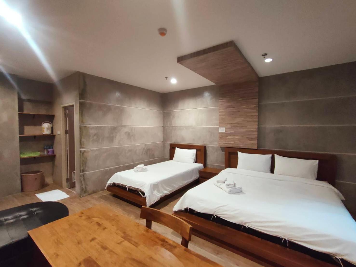 Komol Residence Бангкок Экстерьер фото